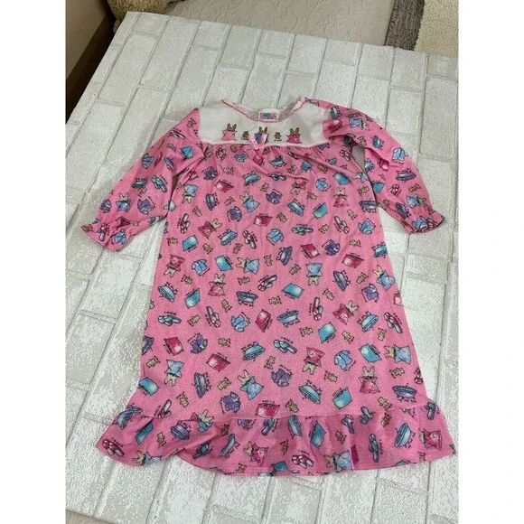 Vintage girls nightgown - Picture 1 of 2